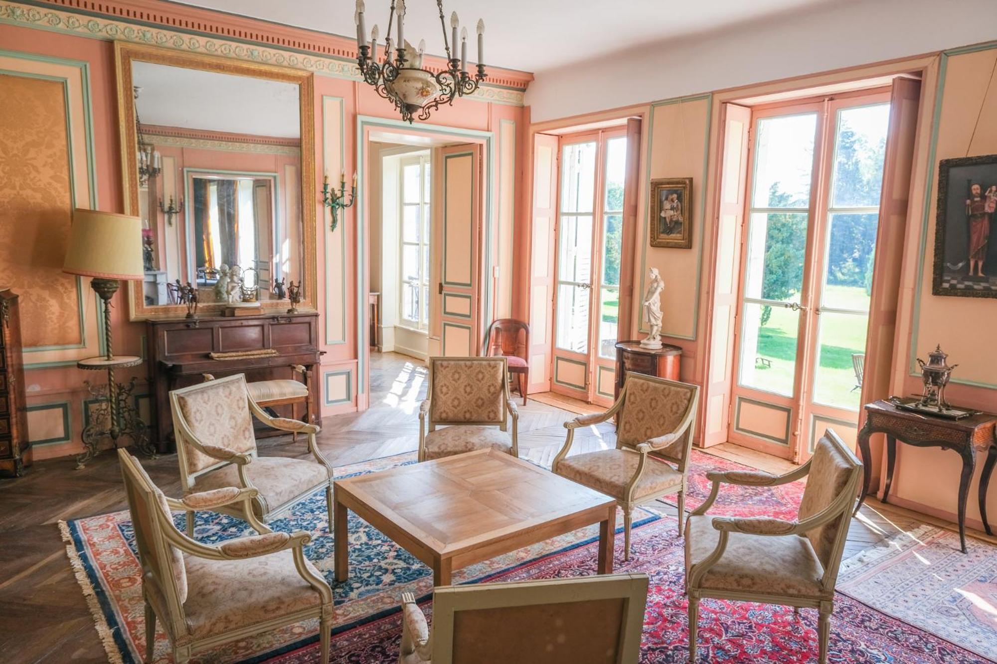 Chateau De Choloy Екстериор снимка